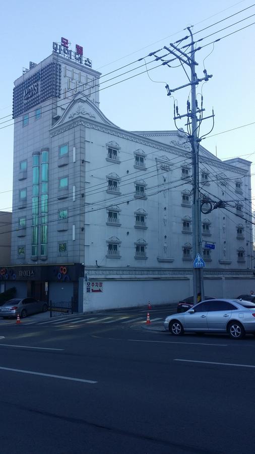 Midas Motel Tegu Kültér fotó